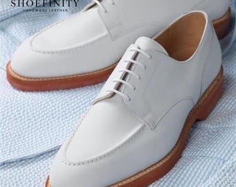 Zapatos de vestir de cuero blanco hechos a mano: un regalo de boda de lujo para él