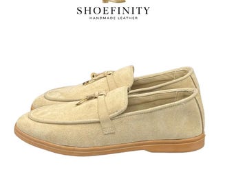 Mocasines de ante beige hechos a mano / Zapatos sin cordones de cuero