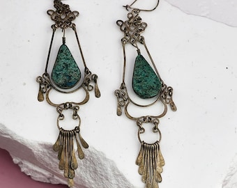 Vintage 90s Teal Green Teardrop Leaf Fringe Chandelier Earrings Boho Dangle