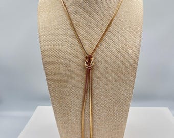 Vintage Gold Tone Snake Chain Lariat Necklace Love Knot Tassel Fringe Statement