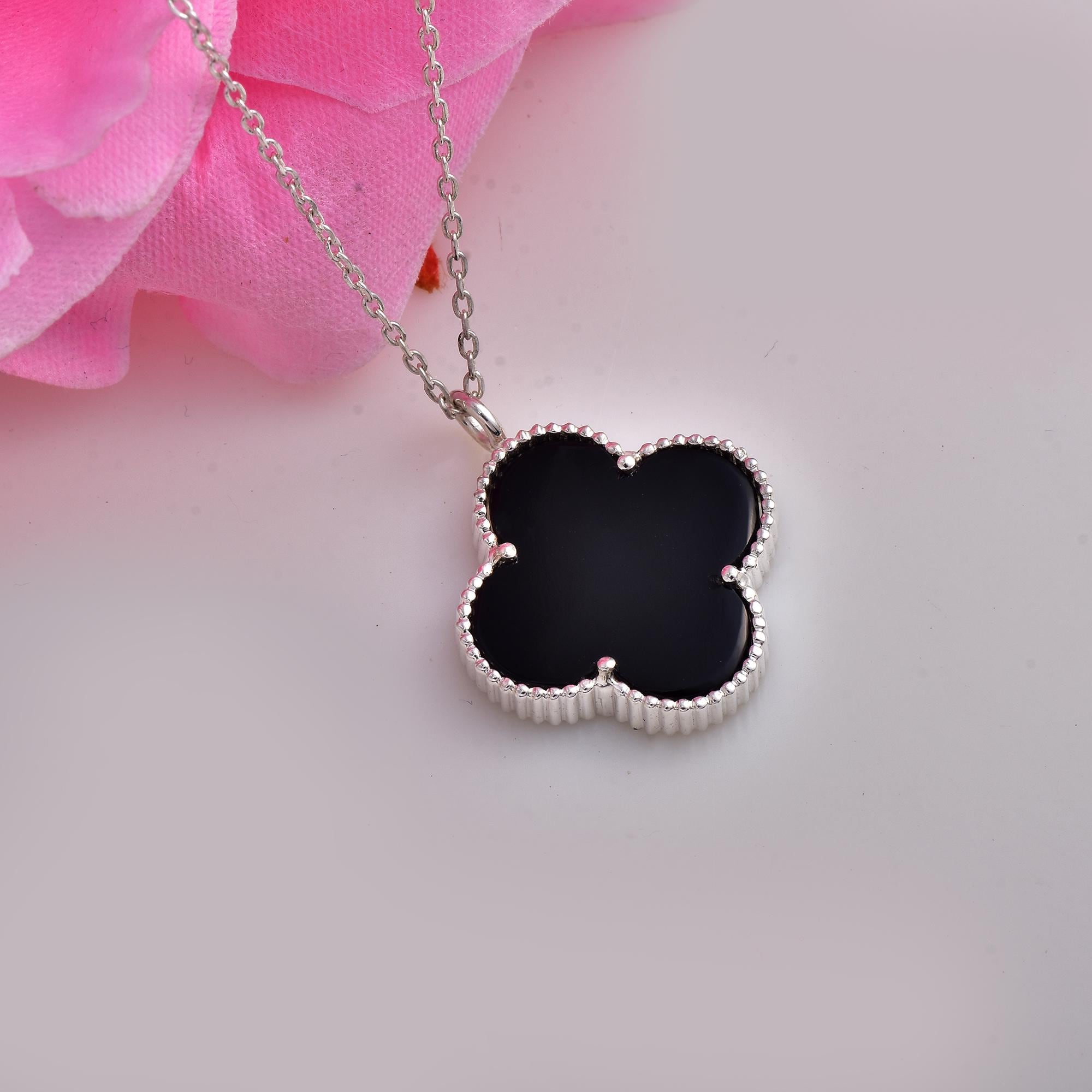 Van cleef alhambra black necklace - Etsy 日本 Van cleef alhambra black necklace - Etsy 日本