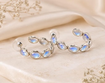 Pendientes de aro de piedra lunar arcoíris natural, joyería de plata de ley con gema azul brillante.