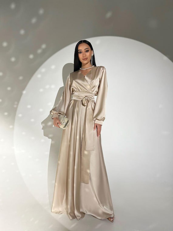 neutral silk dress Neutral Champagne Bridesmaid Dress Matte Satin Size 3X