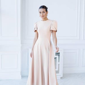 kleinfeld formal dresses Roaring 20s formal evening dress in light brown with lace detail –  LaVieDelight main image 0