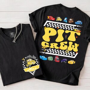 Puede incluir: Un juego de tres cuencos de cer&aacute;mica anidados en tonos azules, verdes y blancos. Los cuencos presentan un esmalte moteado y un dise&ntilde;o sencillo y moderno. El cuenco m&aacute;s grande mide unos 15 cm de di&aacute;metro.