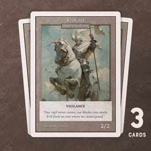 Pode incluir: Três cartas colecionáveis com um cavaleiro a cavalo, com o texto "KNIGHT" e "VIGILANCE". As cartas têm uma borda branca e um fundo castanho. O texto na carta diz: "Nossa vigilância nunca cessa, nossas espadas sempre prontas."