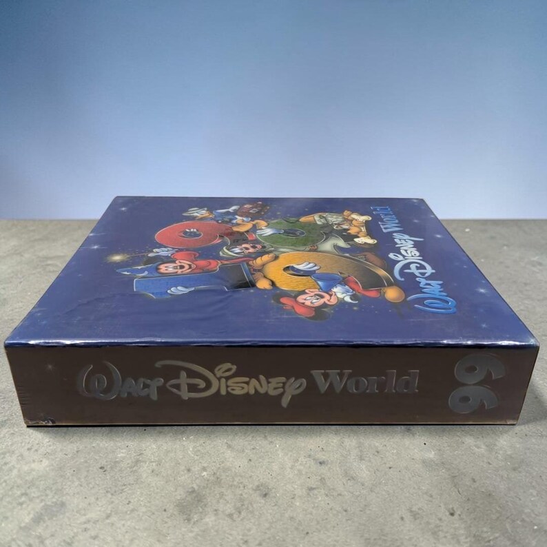 Álbum de fotos vintage de Walt Disney World de 1999, 80 páginas magnéticas, Mickey Mouse, 3 anillas. imagen 12