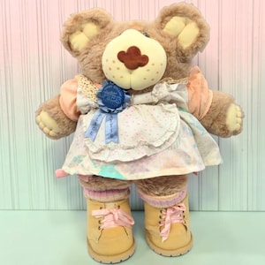 VTG 80's Furskins Hattie Bear Plush 18" Xavier Roberts Coleco 1986 Pie Ribbon