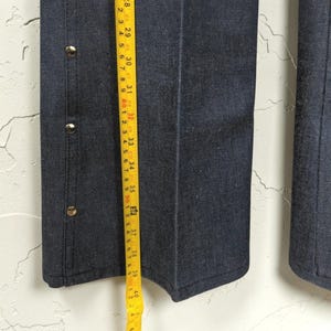 Pantalones vaqueros Wrangler Ours vintage de los años 70, con tachuelas, corte acampanado, talla 7/24, para mujer, nuevos, sin usar. imagen 11
