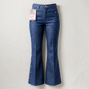 Pantalones vaqueros Wrangler Ours vintage de los años 70, con tachuelas, corte acampanado, talla 7/24, para mujer, nuevos, sin usar. imagen 1