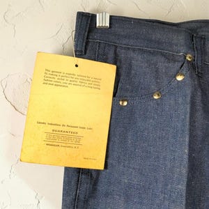 Pantalones vaqueros Wrangler Ours vintage de los años 70, con tachuelas, corte acampanado, talla 7/24, para mujer, nuevos, sin usar. imagen 6