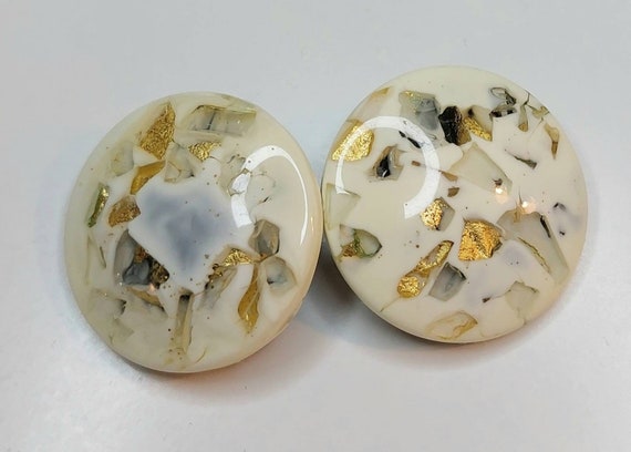 Vintage Cream and Gold Flake Clip On Lucite Style… - image 1