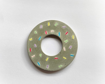 Concrete donut design coaster