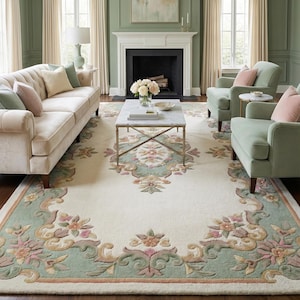 Handmade Aubusson Wool Rug – Vintage French Floral Medallion