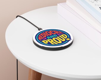 Cargador inalámbrico para teléfono mediocre y orgulloso / Accesorio de escritorio divertido