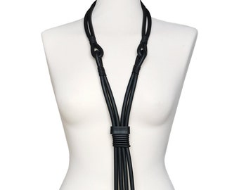 Collana lunga in gomma multifilo, collana nera, gioielli alla moda, gioielli neri, stile avantgarde