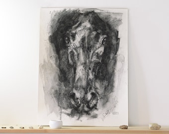 Disegno artistico originale in carbone e gesso nero della testa di un cavallo in bianco e nero