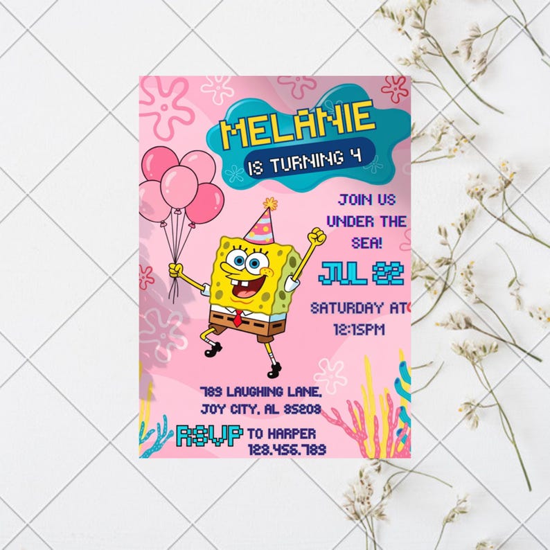 K&ouml;nnte beinhalten: Eine rosa Geburtstagseinladung mit SpongeBob Schwammkopf, der rosa Luftballons h&auml;lt. Die Einladung lautet "Melanie wird 4" und enth&auml;lt Eventdetails: "Komm mit uns unter das Meer!" am 22. Juli um 12:15 Uhr.