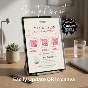 Op de afbeelding: Een digitale tablet toont een social media template met QR-codes voor Facebook, Instagram en TikTok. Het ontwerp heeft een roze en witte kleurstelling met de tekst "Follow us on social media" en "Scan to Connect". De tekst "Easily Update QR in canva" is ook zichtbaar.
