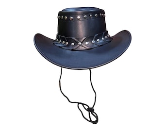 Sombrero de vaquero: Sombrero de cuero negro estilo rodeo western con tachuelas.