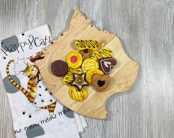 Cat cheese board Solid Maple construction