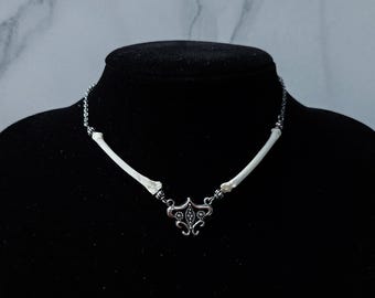 Jewelry Bone, Vertebrae Necklace, Witchy Necklace, Shaman Necklace