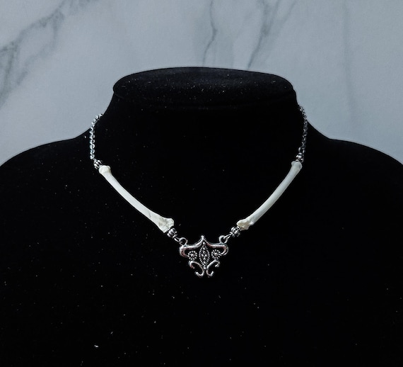 Bone Necklace | Bone Pendant | Bone Choker | Gothic Natural 