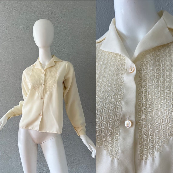 Vintae 70s Ivory Boho Semi Sheer Button Retro Disc