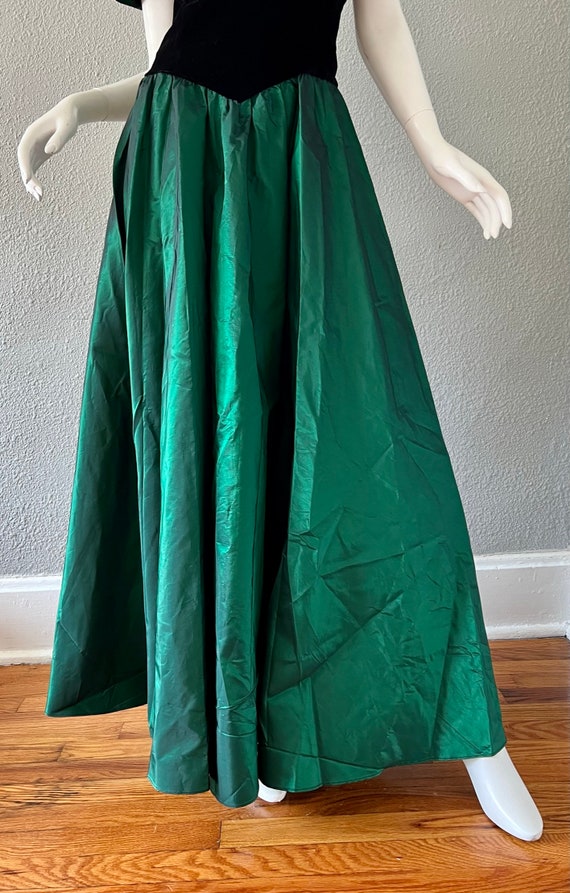 Vintage 80s Green Velvet Off-Shoulder Taffeta Ful… - image 7