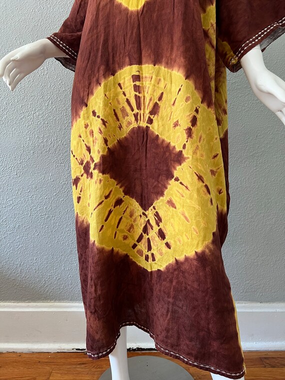 Vintage 60s Brown Boho TIE DYE Yellow Hippie Caft… - image 9