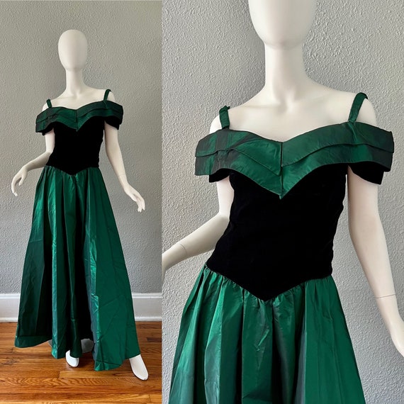 Vintage 80s Green Velvet Off-Shoulder Taffeta Ful… - image 1