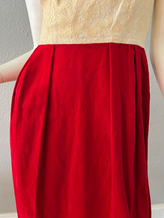 Vintage 60s Red VELVET Sleeveless Lace MOD Evenin… - image 2