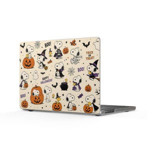 Cover per MacBook con motivo Snoopy per Halloween / Design a zucca "Dolcetto o scherzetto"