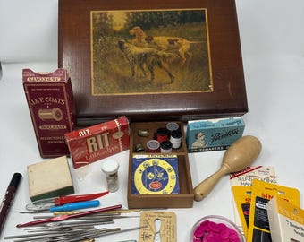 Vintage Wooden Sewing Box, Hunting Dog Lid, Mid Century Sewing Kit, Supplies