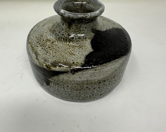 Vase bourgeon vintage en céramique émaillée mouchetée - Poterie d'art moderne du milieu du siècle