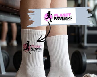 Calzini personalizzati con logo ricamato, calzini da palestra con logo, calzini di marca per il fitness, calzini con logo cucito, calzini personalizzati per il merchandising, calzini da palestra personalizzati, calzini per il fitness