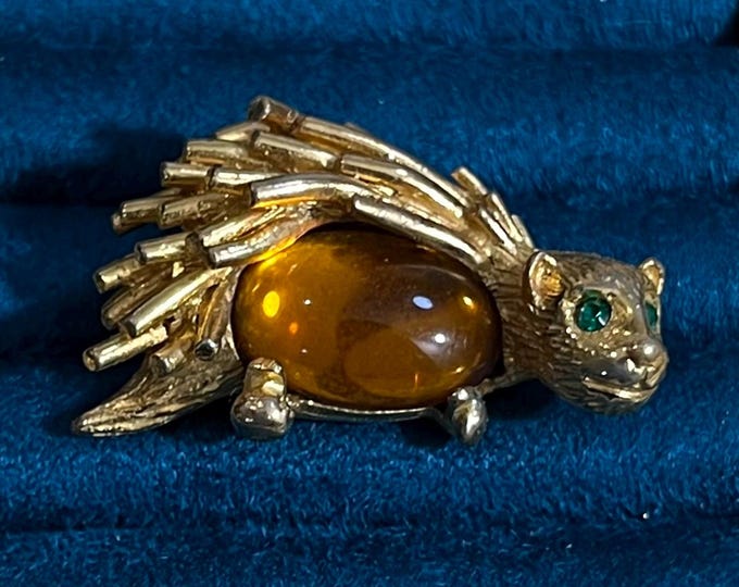 1960s Castlecliff Hedgehog Brooch Amber Glass Animal Pin Gold Tone Vintage Jewelry