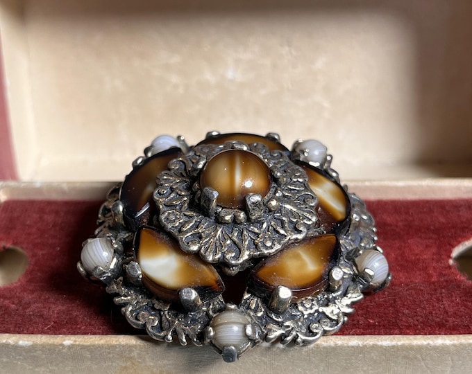 Miracle 1960s Brown Swirl Glass Brooch – Vintage Celtic Costume Jewelry