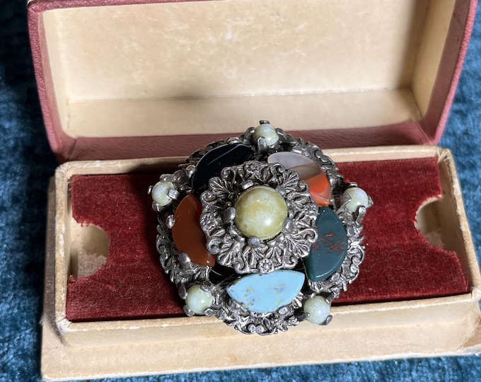 Miracle 1960s Floral Brooch – British Vintage Celtic Glass & Stone Costume Jewelry
