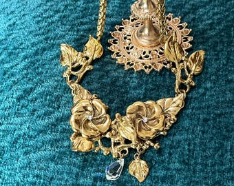 Micris Floral Gold Necklace, French Vintage Statement Necklace, 1980s Paris Gold Plated Flower Necklace with Crystal Drop