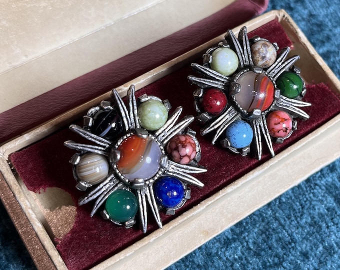 Miracle Scottish Style Brooch Set Vintage 1960s Celtic Agate Glass Brooch Pair Multicolor Pebble Brooch Scotland Style Jewelry