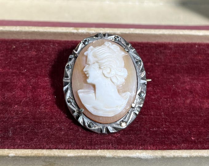 Vintage 1960s Shell Cameo Brooch with Marcasite