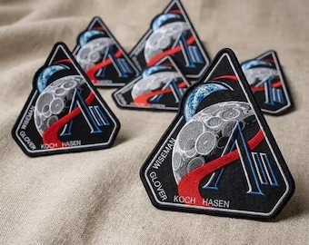 Artemis II Mission Patch Embroidered - NASA Space Badge Lunar Mission Astronaut Collectible Velcro Morale Patch Gift