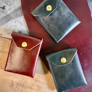 The Baggysnap Wallet in Horween Horsebutt Leather (Black, Brown, Color #8, or Navy Chromexcel)