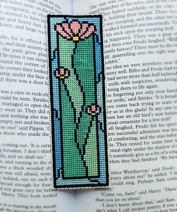 Cross Stitch Pattern Stained Glass Floral Bookmark pdf