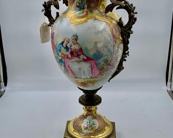 Jarrón montado del siglo XIX en Francia