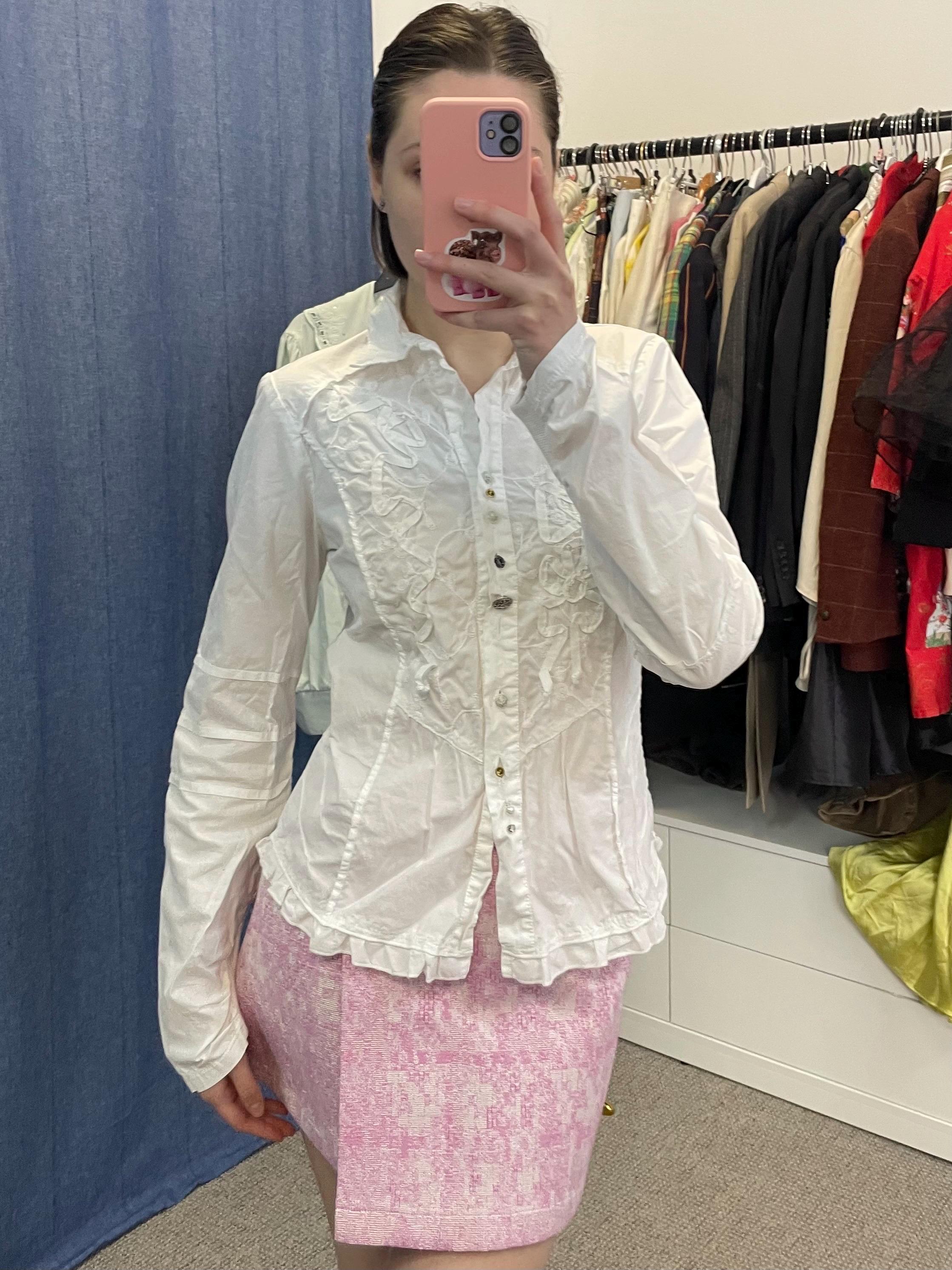 2000s Ruffle Blouse - Etsy Denmark