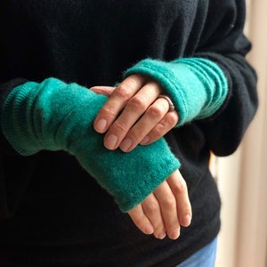 Cashmere Fingerless Gloves Greens and Teals WITH THUMBS Womens S/M image 4