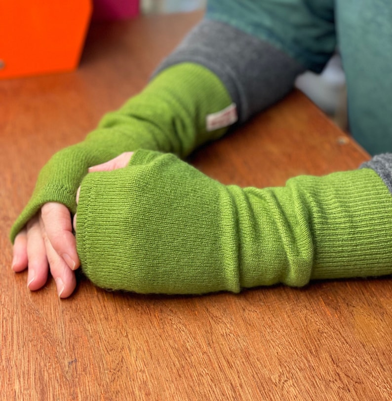 Cashmere Fingerless Gloves Greens and Teals WITH THUMBS Womens S/M image 5