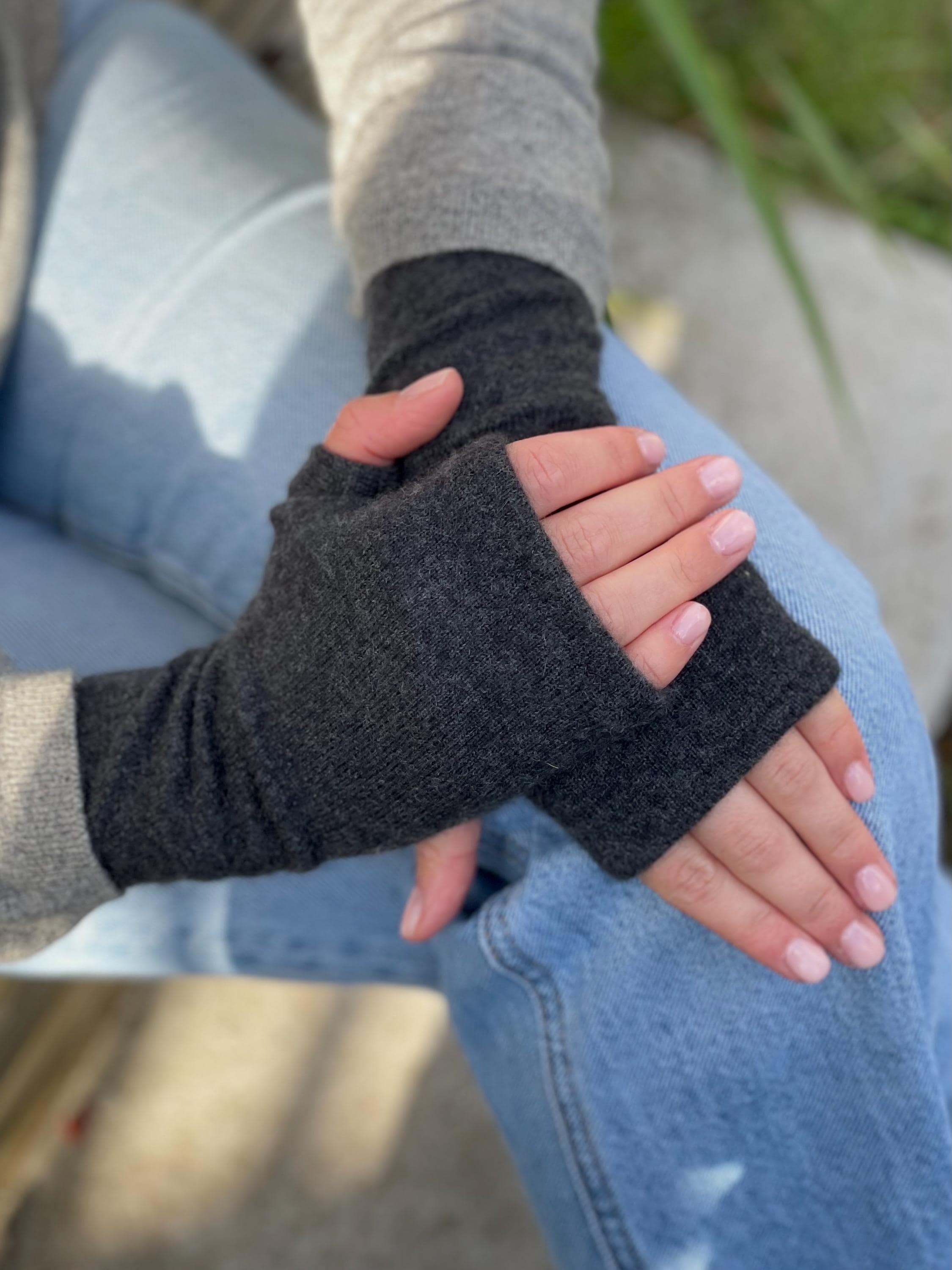 Hand Warmers Raynaud's Wrist Warmers Raynaud's Mittens UK